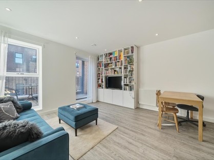 1 Bed Flat, Grazelle Heights, SE18