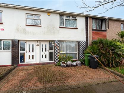 3 Bed Terraced House, Kent View Road, SS16