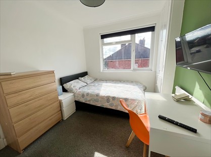Room in a Shared House, Middle Street, NG9