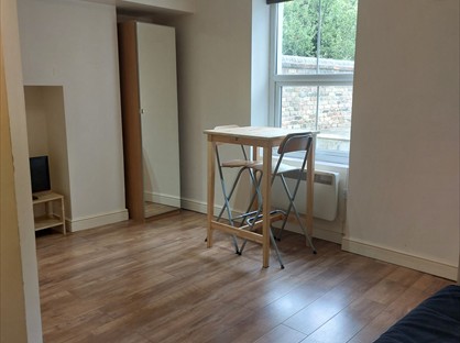 Studio Flat, London, N19