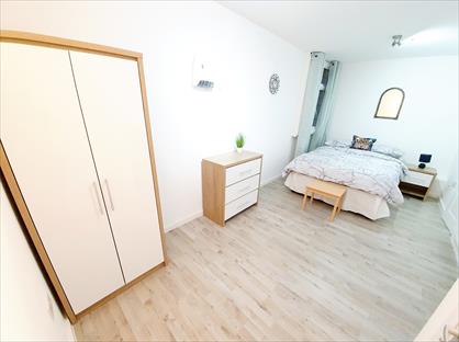 Studio Flat, Lower High Street, WS10