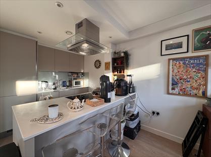 1 Bed Flat, Britton Street, EC1M