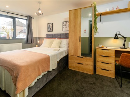 Room in a Shared House, Deans Road, M27