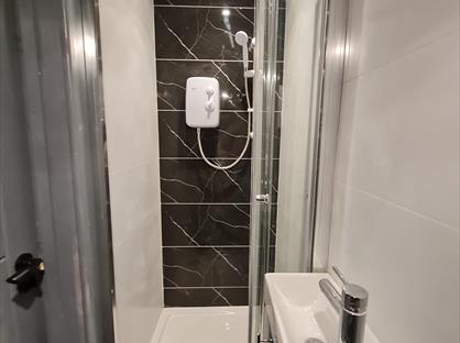 Studio Flat, Cedar Grove, UB1