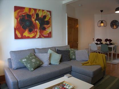 3 Bed Terraced House, Queens Park, LL65