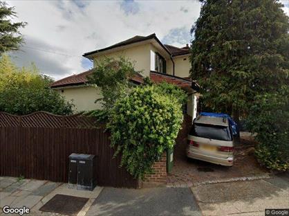 Studio Flat, Ravenswood Close, RM5