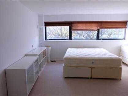 Room in a Shared Flat, Rosebay House, E3
