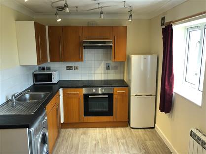 1 Bed Flat, Cabot Court, BS7