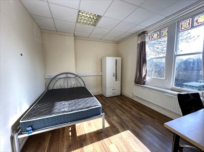 1 Bed Flat, Clarkegrove Road, S10