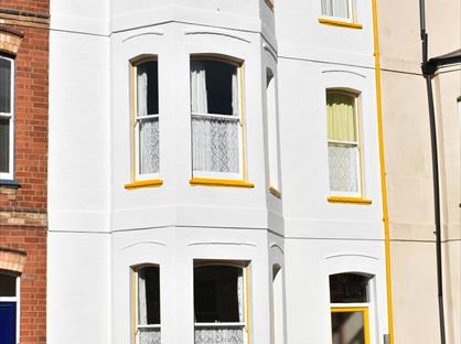 2 Bed Flat, Morton Road, EX8