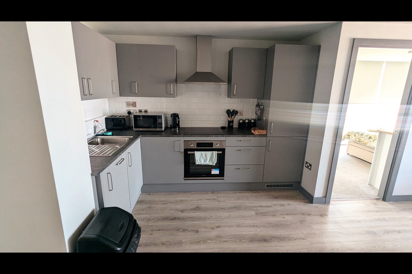 2 Bed Flat, Summer Hill Road, B1 photo 3