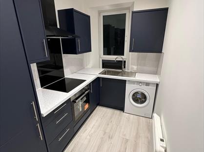 1 Bed Flat, Rosebank Place, AB11