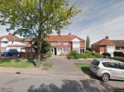 4 Bed Semi-Detached House, Groveley Lane, B31