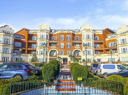 2 Bed Flat, Burleigh Road, SL5