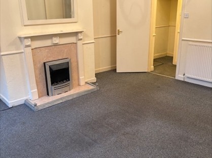 1 Bed Flat, Smithy Bridge Road, OL15