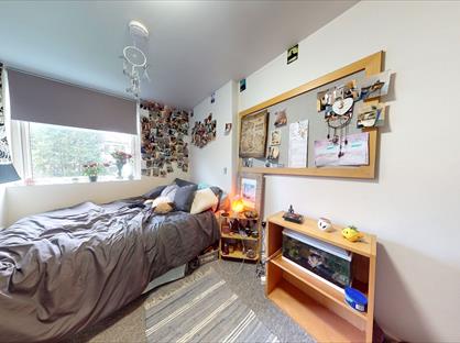 3 Bed Terraced House, Sparkford Close, SO22