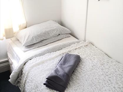 Room in a Shared House, Slaney Road, WS2