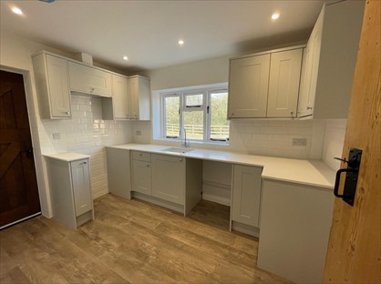 2 Bed Semi-Detached House, Swinesherd Cottage, WR5