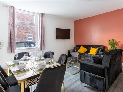 Room in a Shared House, Mauldeth Road, M14