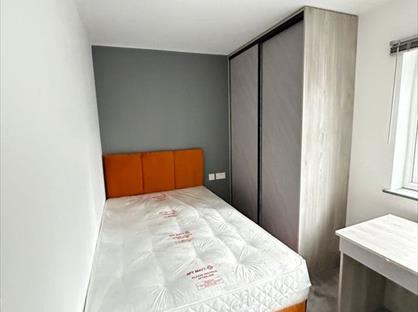 4 Bed Flat, Beddington Gardens, SM6