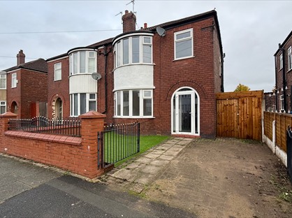3 Bed Semi-Detached House, Brendon Avenue, M40