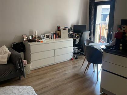 1 Bed Flat, Triangle Business Park, HP22