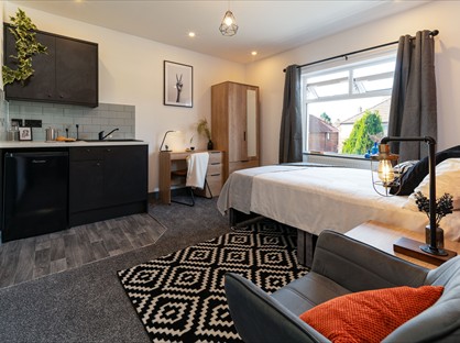 Room in a Shared House, Cheetham Road, M27