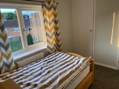 Room in a Shared House, Crisp Road, RG9