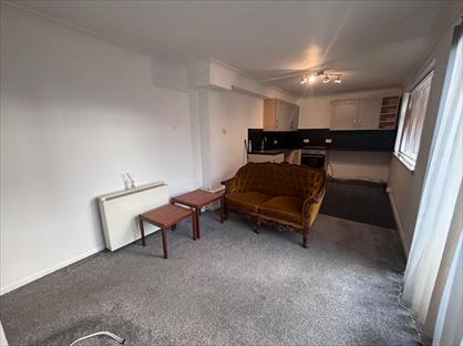 1 Bed Flat, Thames Court, PO8