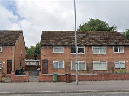 2 Bed Flat, Singleton Court, M25