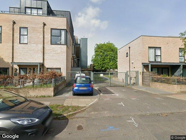 2 Bed Maisonette, Flamsteed Close, CB1