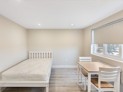 Studio Flat, Yeading Lane, UB4