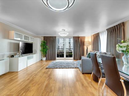 2 Bed Flat, Glaisher Street, SE8