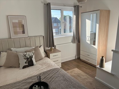 Room in a Shared House, Carlton Drive, SS7
