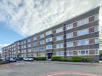 4 Bed Flat, Jubilee Court, CR7