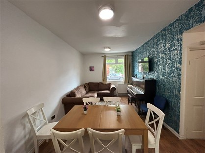 Room in a Shared House, Dalton Avenue, M14