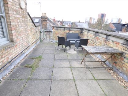1 Bed Flat, High Road, N2