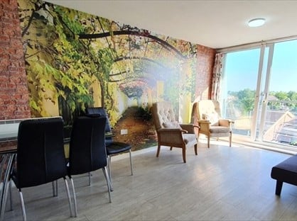 2 Bed Flat, Berberis House, TW13