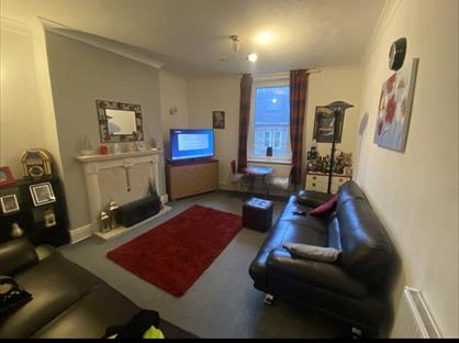 2 Bed Flat, Church Street, S71