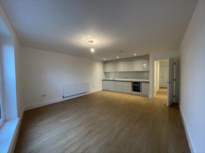 2 Bed Flat, Vale Road, L23