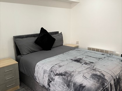 2 Bed Flat, Piccadilly, BD1