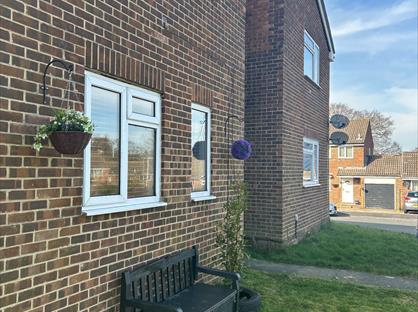 Studio Flat, Reedmace Close, PO7