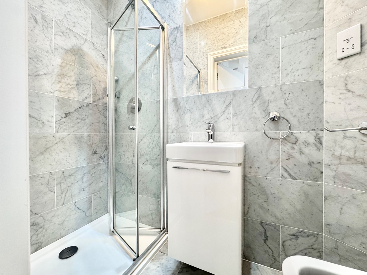 Additional image 11 of 3 Bed Flat, Chippenham Road, W9, N1 7GU