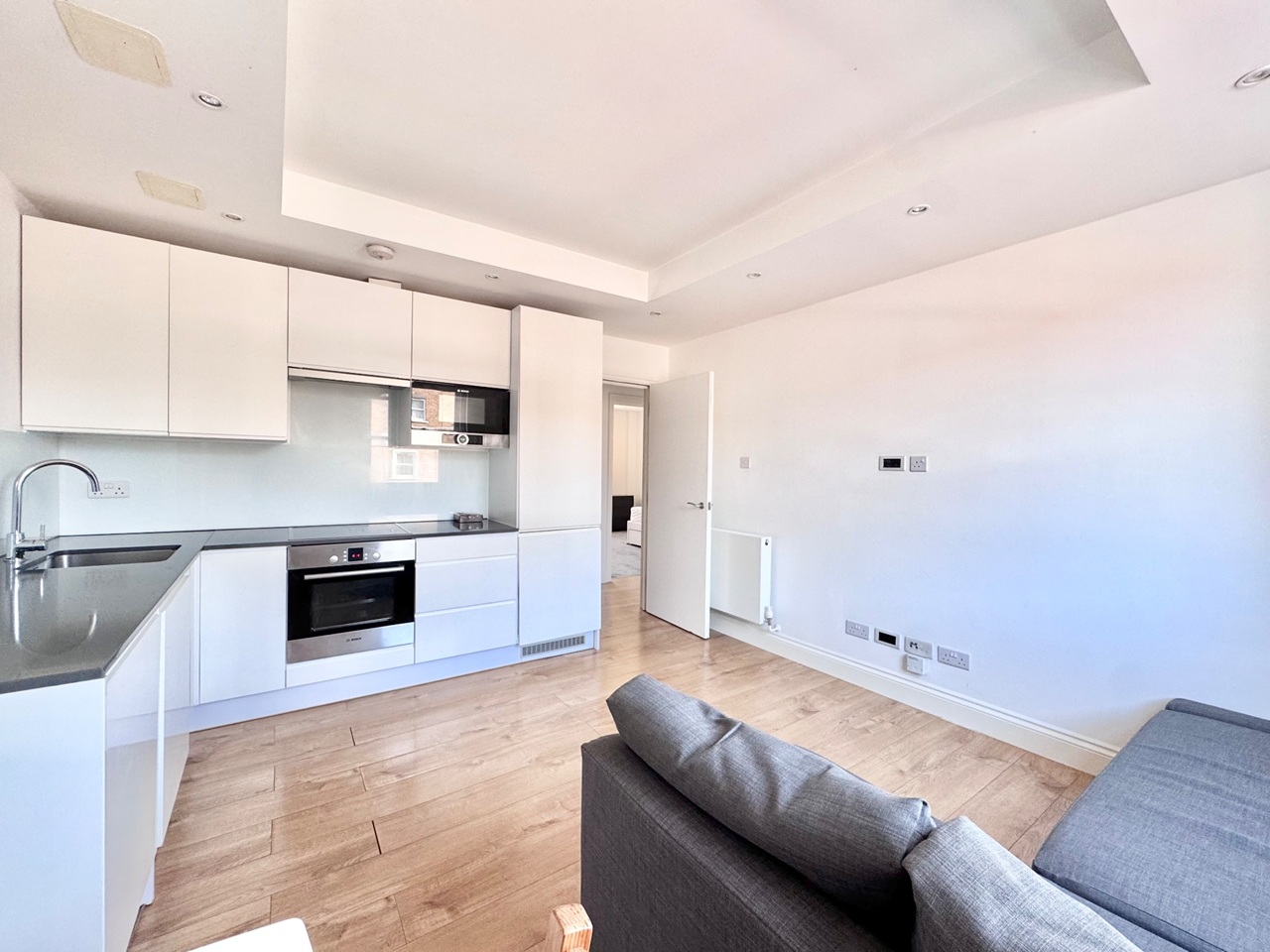 3 Bed Flat, Chippenham Road, W9, N1 7GU