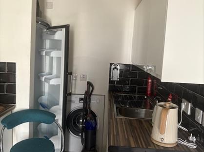 1 Bed Flat, High Street South, LU6