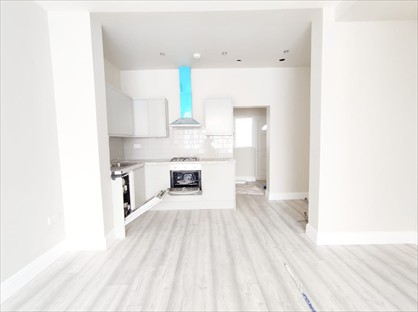 Studio Flat, Chatterton Road, BR2