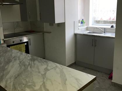 1 Bed Flat, Oakroyd Villas, BD8