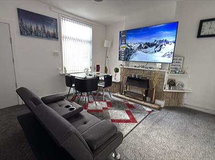 3 Bed Semi-Detached House, Mount Pleasant Street, WV14