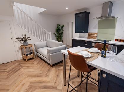 1 Bed Flat, Lincoln Street, YO26