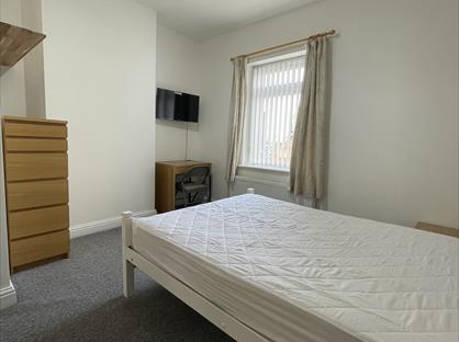 Room in a Shared House, Green Lane, L39